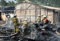 Gegara Ditinggal Saat Memasak, 10 Warung Hangus Terbakar di Kalideres (Foto.Ist)
